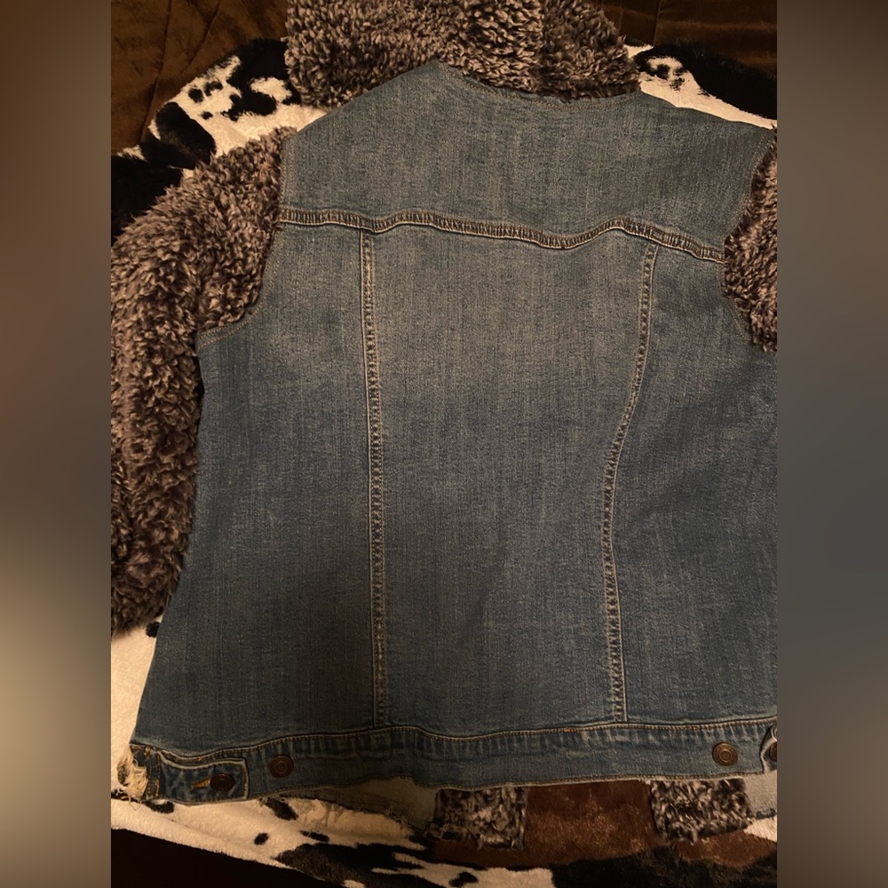 Sherpa Jean Jacket - Picture 6 of 6